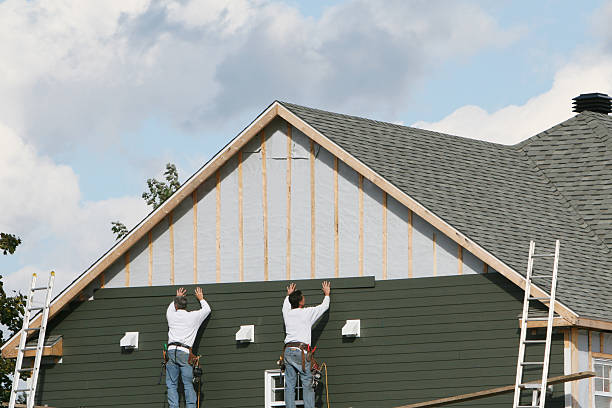 Professional Emergency Siding Repair technician working in Roswell, GA